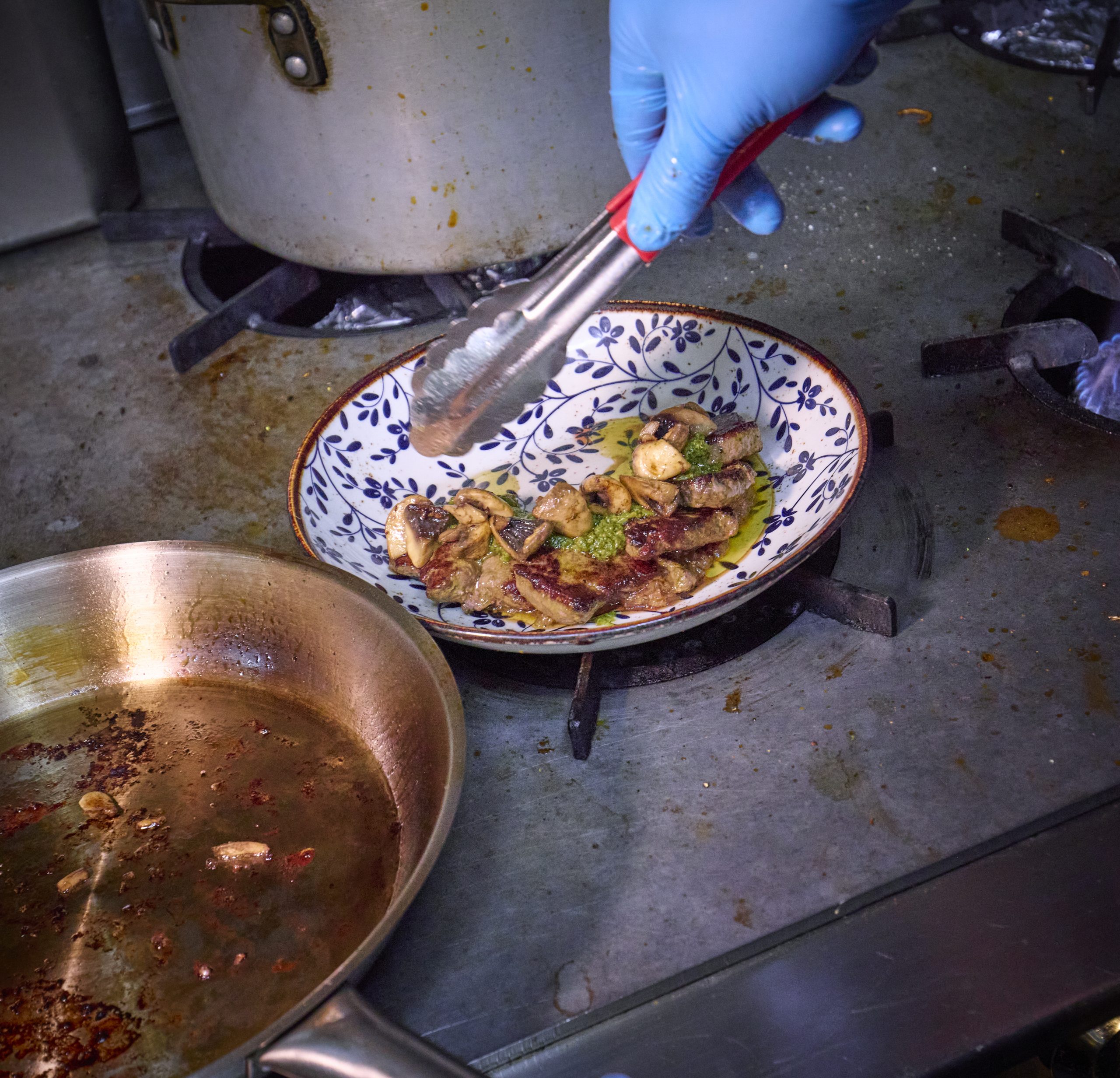 Can I Eat at MyLahore Without Booking